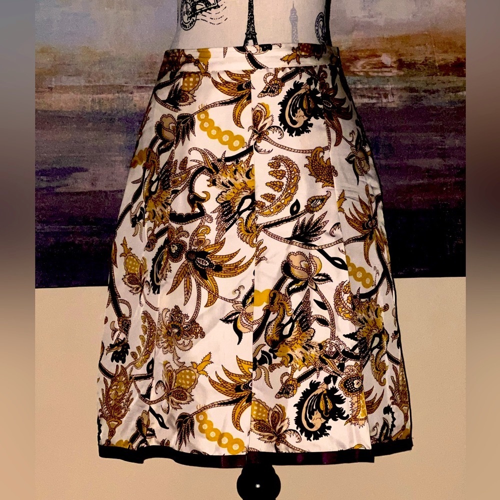 Old Navy Silk Pleated Skirt - Picture 1 of 14